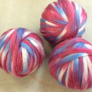 Cotton Candy Spaced-dyed Acrylic Roving image 1