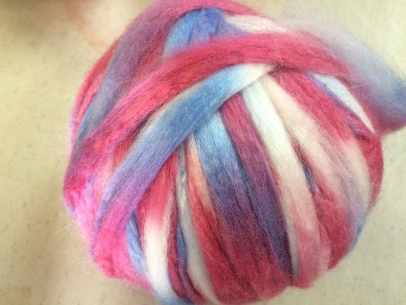 Cotton Candy Spaced-dyed Acrylic Roving image 2