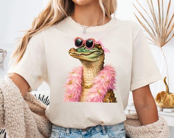 Boujee Alligator Shirt, Funny Glam Gator Tee, Coquette Alligator Shirt, Pink Feather Gator Graphic Tee, Trendy Aesthetic Animal Sweatshirt