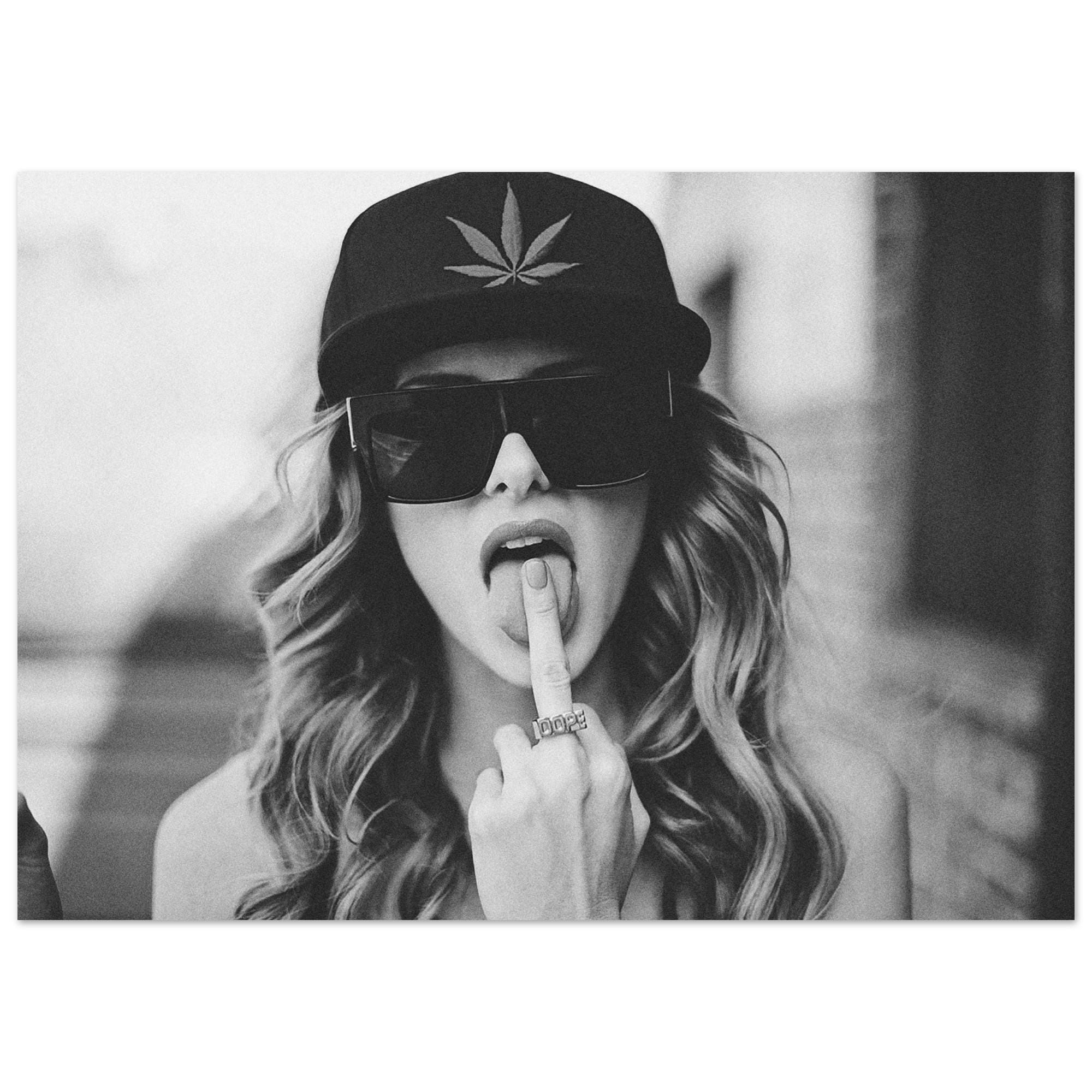 Hot girl weed - Etsy México, image size:2000x2000