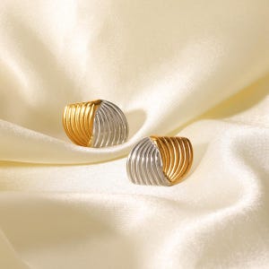 Geometric Mixed Metal Huggie Earrings/Gold & Silver Dangle Studs for Women/Modern Everyday Jewelry/Minimalist Earrings/Two Tone Earrings