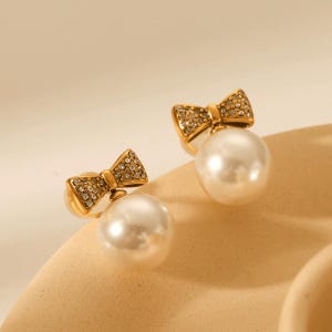 Dainty Pearl Bow Stud Earrings,Crystal Gold Pearl Minimalist Earrings,Pearl Diamond Earring,Bridesmaid Gift,Best Friend Gift,Earring for her