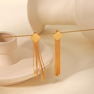 Long Fringe Earrings/18K Gold Plated Cascading tassels/Event Statement Jewelry/gold earrings/tassels earrings/Delicate Jewelry Gift for Her