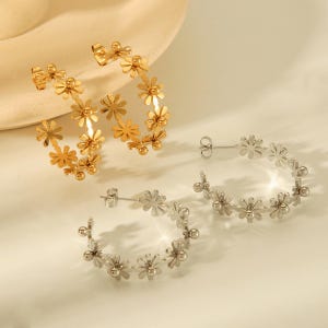 Pendientes de margarita con flor en forma de C, pendientes de flores para boda, regalo de joyería floral para novia, pendientes de flores delicados, regalos para ella, regalo de San Valentín.