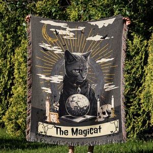 MagiCat Woven Blankets