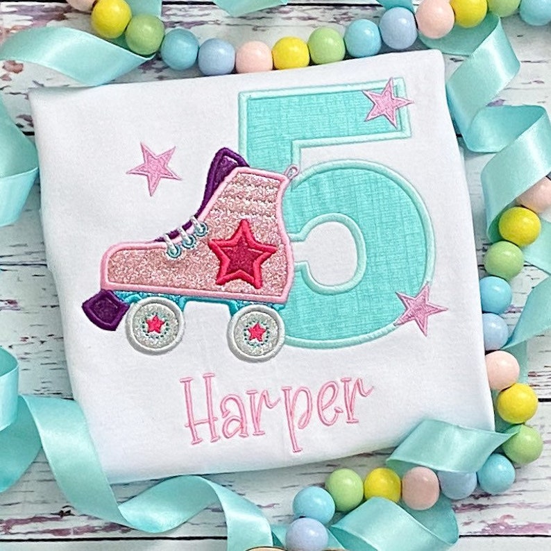 Girls roller skate birthday shirt - Roller Skating Party shirt immagine 4