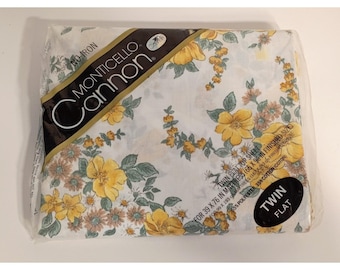 NOS Vintage Cannon Monticello Flower Clusters Floral Twin Flat Top Sheet 66X96