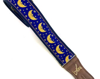 Tracolla per chitarra retrò con luna e stelle blu notte fatta a mano - Tracolle per chitarra acustica / elettrica / basso vegane fatte a mano Vtar