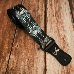 Fang Skull Webbing Guitar Strap (Skull Strap Collection) - Vtar Handmade Vegan Acoustic / Electric / Bass Guitar Straps