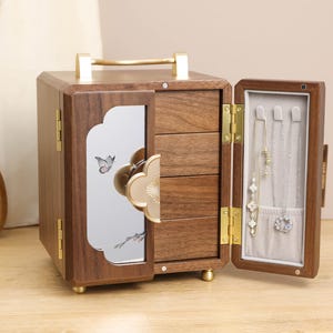 Schmuckkästchen/Schmuckkästchen/Schmuckkästchen/Schmuckschatulle aus Holz/Schmuckschatulle aus Holz mit goldenem Griff/personalisiertes Geschenk/Geschenk zum Muttertag