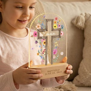 Cadeau de baptême personnalisé pour enfant, veilleuse de baptême pour fillette, cadeau de baby shower, veilleuse de fleurs croix pour filleule, chrétien