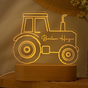 Children&#39;s Night Light, Personalized Night Light, Tractor Night Light, Nursery Decor, Birthday Gift for Baby Boy, Kids Boy Night Light Decor