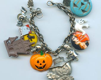 Halloween Theme Charm Bracelet  With Collectible Charms Pumpkins Bats Ghosts Skulls Rocky Horror