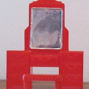 1950&#39;s vintage Miniature Red Plastic Vanity and Stool Furniture for Doll&#39;s House or Assemblage