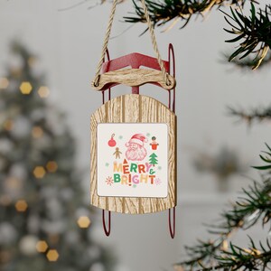 Adorno de trineo de Papá Noel festivo alegre y brillante, decoración rústica para las fiestas de Navidad