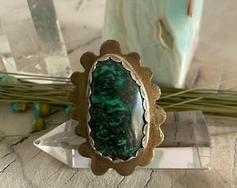 statement turquoise ring, geschulpt messing en sterling zilver