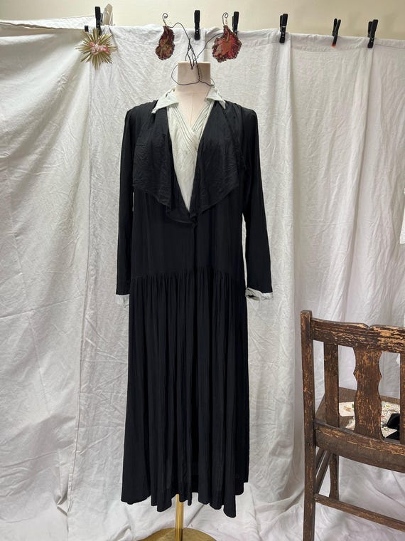 black crepe midi dress Annita Crepe Halter Midi Dress - Black