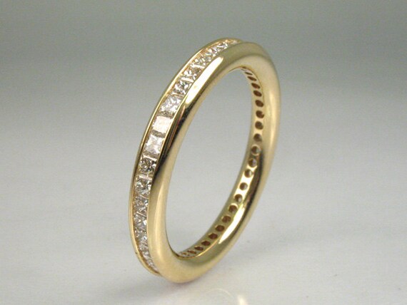 RARE FIND Diamond Eternity Ring  Featuring 42 Pri… - image 3