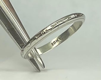 Antique 18K White Gold Wedding Band - Free Shipping 1.7 Grams 18K Gold!