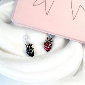 Anatomical Heart Kindle Dust Plug Charm - USB-C Port Protector
