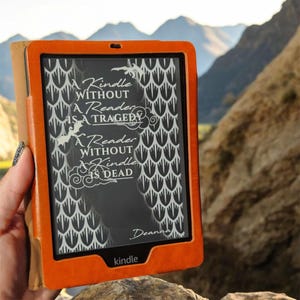 Personalized Kindle Dragon Rider Lock Screen, Custom Name Wallpaper Kindle Paperwhite, Basic, Oasis, Digital Download Screensaver YOUR NAME