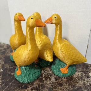 7&quot; Golden Mini Desk Goose