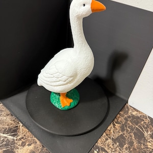 9&quot; Joann Mini Desk Goose