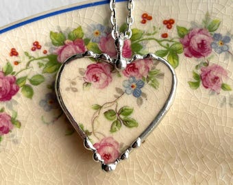 Antique Pink Trailing Roses China Heart Pendant, Broken China Jewelry Pendant Necklace, Eco-friendly Nostalgic Shabby Chic, Romantic Jewelry