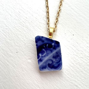 BROKEN CHINA JEWELRY - china shard pendant necklace with chain - antique china shard pendant - flow blue china - Dishfunctional Designs