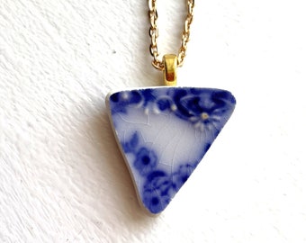 BROKEN CHINA JEWELRY - china shard pendant necklace with chain - antique china shard pendant - flow blue china - Dishfunctional Designs