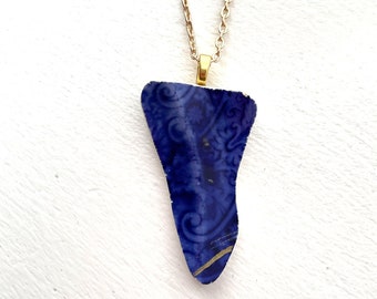 BROKEN CHINA JEWELRY - china shard pendant necklace with chain - antique china shard pendant - flow blue china - Dishfunctional Designs