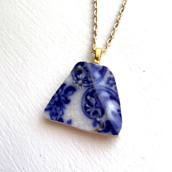 BROKEN CHINA JEWELRY - china shard pendant necklace with chain - antique china shard pendant - flow blue china - Dishfunctional Designs
