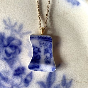 BROKEN CHINA JEWELRY - china shard pendant necklace with chain - antique china shard pendant - flow blue china - Dishfunctional Designs