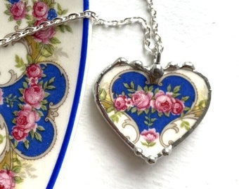 Antique  Pink Rose Garland on Blue China Heart Pendant. Broken China Jewelry. Pendant Necklace. Ecofriendly jewelry, Dishfunctional Designs