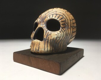 Tectonic Bright Eye Skull