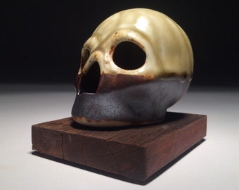 Savage Yellow Ash Glaze Iron Jaw Skull