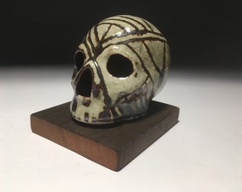 Line Pattern Tectonic Celadon Skull