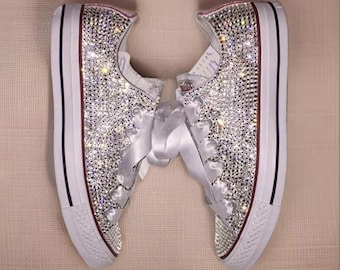 Gepersonaliseerde lage sneakers / parelbling voor meisjes, jongens / aangepaste naam / ideaal voor communies, feesten, verjaardagen / canvas schoenen met naam