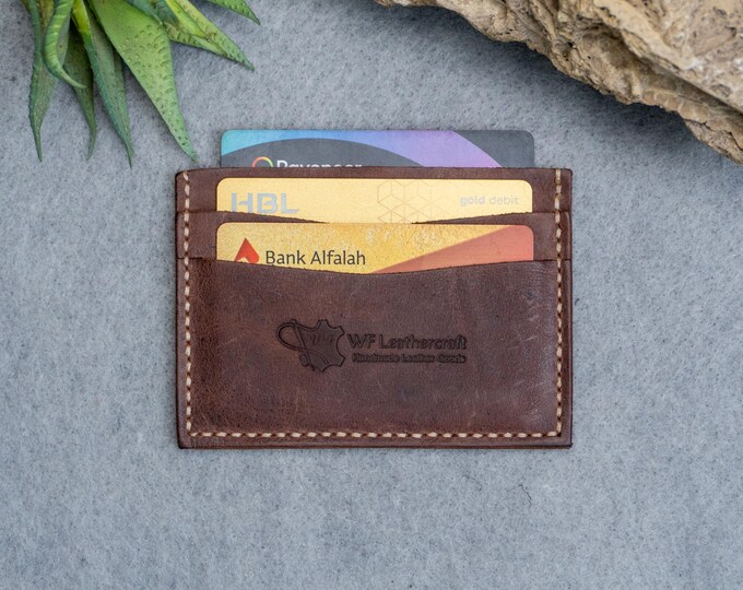 Slim and Sleek Leather Card Wallet: Compact, Convenient, and Classy ,Brown