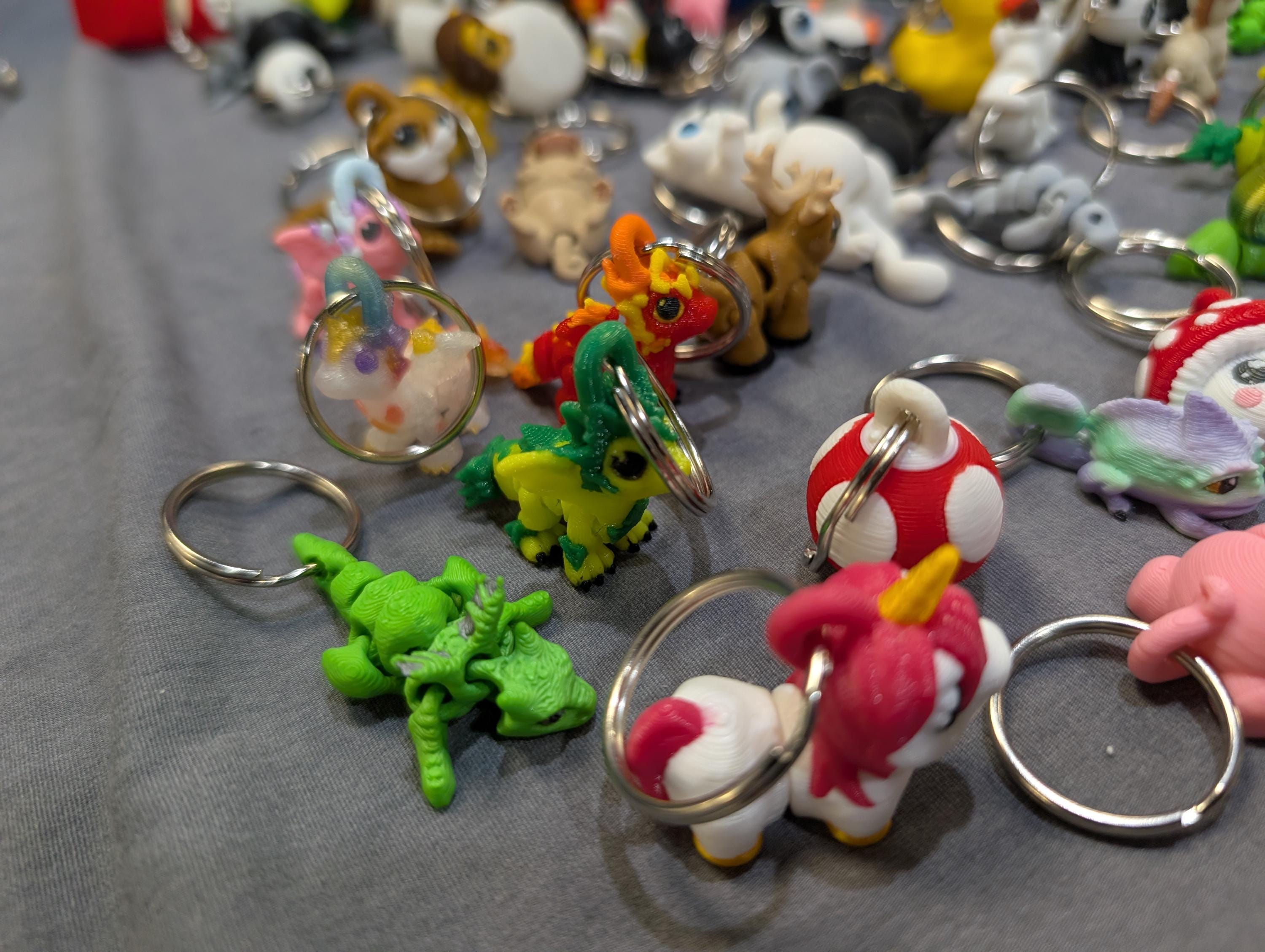 Random Keychain Mystery 3D Printed Keychain Grab Bag, Cute Animal Dragon Flexi Toys ...