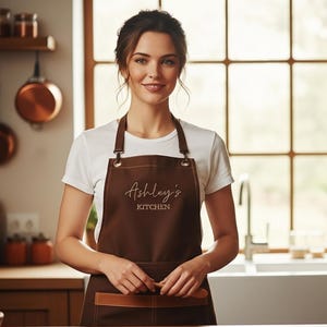 Personalized Embroidered Canvas Chef Apron with Pockets | Kitchen Wear for Restaurants, Gift for Mum