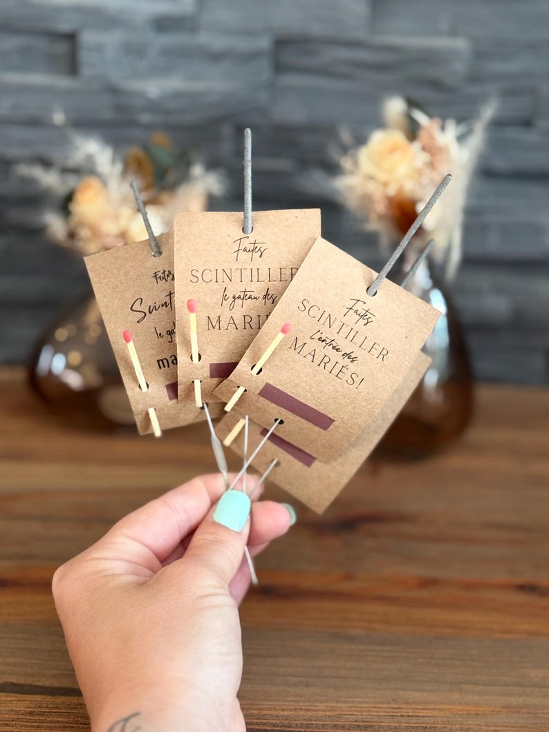 Cierge magique personnalisé avec étiquette pour mariage et événements