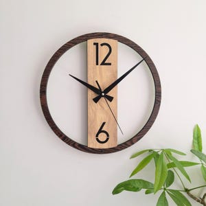 Minimalist Wall Clock, Unique Silent Wall Clock,Clocks For Wall, Modern Wall Clock,Home Decor, Living Room Decor, Gift for Family and Friend