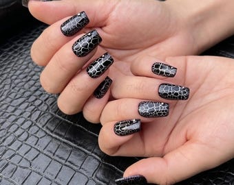 Black Crackle Press on Nails | Silver Studs, Cyberpunk, Grunge Fashion