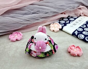 Small Japanese rabbit, kimono fabric art, fabric doll, gift RAB-A