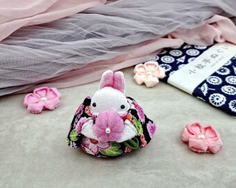 Kleiner japanischer Hase, Kimono Stoffkunst, Stoffpuppe, Geschenk RAB-A