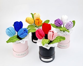 Crochet tulip flower arrangement, crochet flower, handmade flower pot, mother's day, bridesmaid gift CRF-027