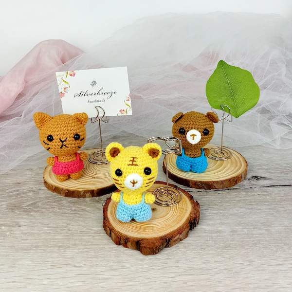 Mini Crochet animal memo clip, photo clip, card message holder, picture holder, note holder table number