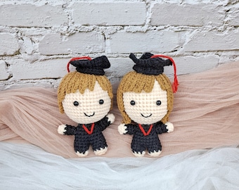 Gehäkelte Abschlusspuppe, gestrickte Puppe, Amigurumi-Puppe, Geschenk zum Abschluss