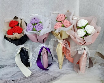 Gehäkelter Rosenstrauß, handgemachter Blumenstrauß, Geschenk, Valentinstag Muttertag, Blumenschmuck, Geburtstag CRF-033